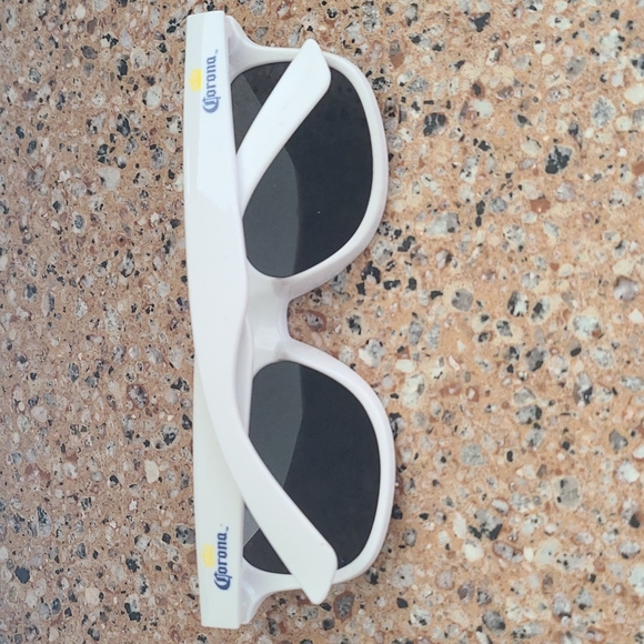Corona Sunglasses - Picture 2 of 3